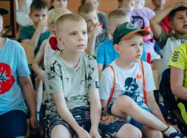 Хабаровские инструкторы провели патриотическое занятие для учащихся лицея