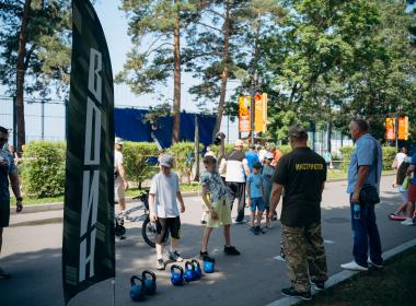 Жители Хабаровска прошли «Тропу воина» в День ветерана боевых действий