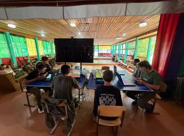 Курсанты смены «Время юных героев» в Бурятии показали мастерство управления дронами