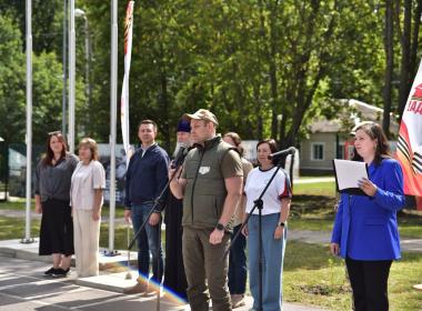 Директор Центра «ВОИН» закрыл финальную смену «Время юных героев» в Белгородской области