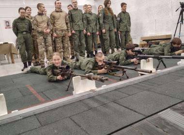 Инструкторы белгородского филиала Центра «ВОИН» провели для курсантов семинар по снайперской подготовке