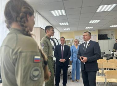 Председатель правления Движения Первых Артур Орлов посетил филиал Центра «ВОИН» в Свердловской области