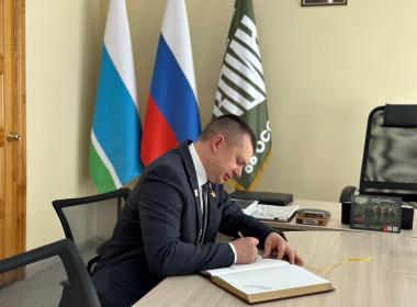 Председатель правления Движения Первых Артур Орлов посетил филиал Центра «ВОИН» в Свердловской области